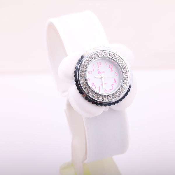 Floral Design Slap Watch Floral Design Slap Watch