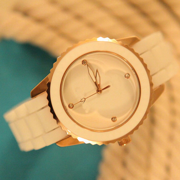 Ladies' Quartz Watch Ladies' Quartz Watch